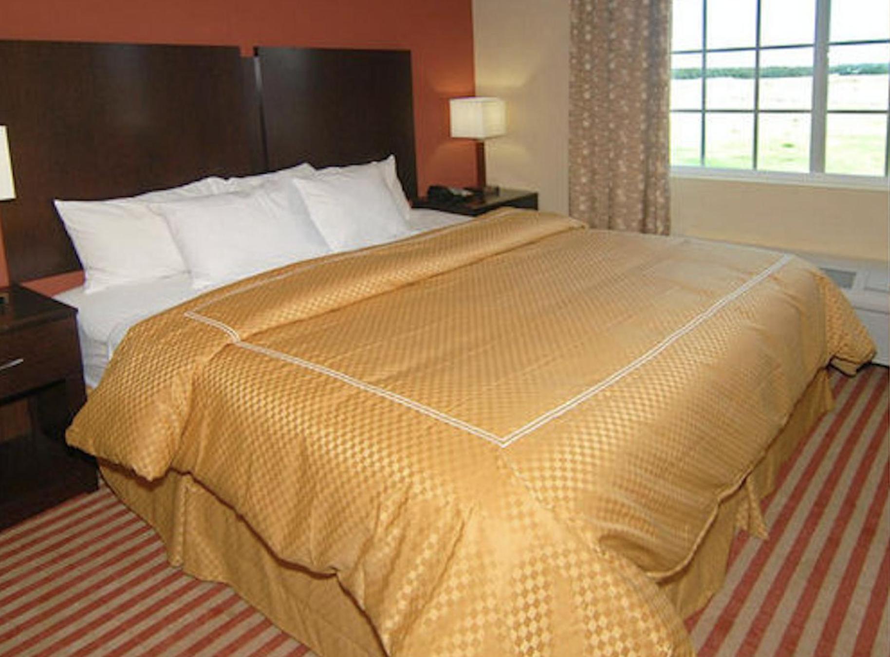 Hometown Executive Suites Bridgeport Esterno foto