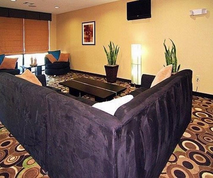 Hometown Executive Suites Bridgeport Esterno foto