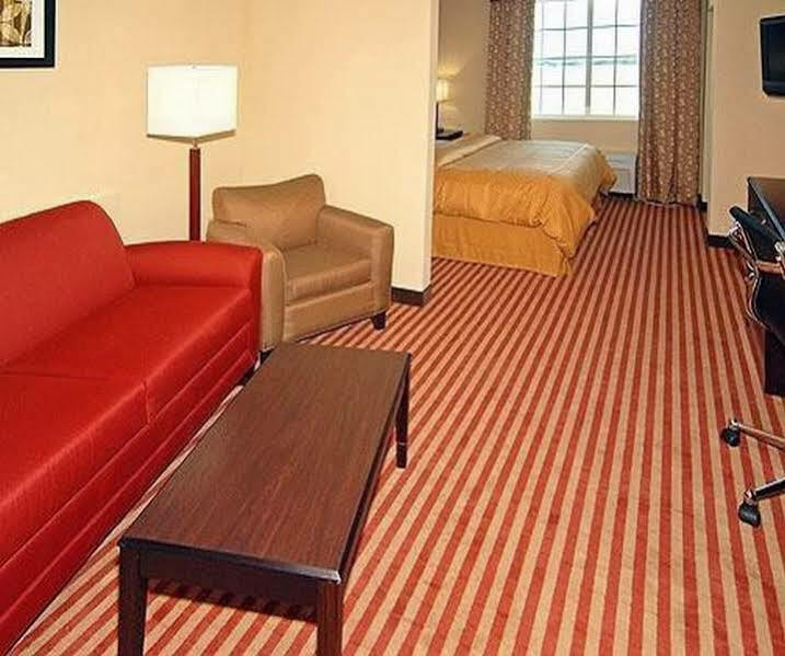 Hometown Executive Suites Bridgeport Esterno foto