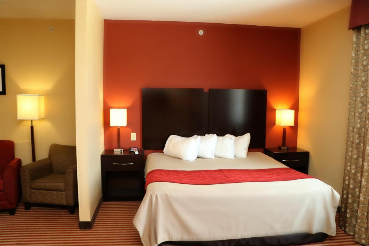 Hometown Executive Suites Bridgeport Esterno foto